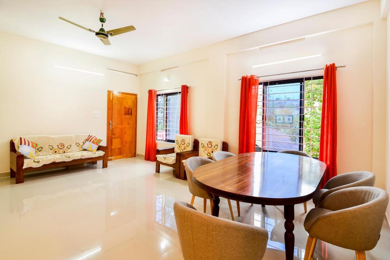 Oyo Home 81801 Akash Villa Trippapur Экстерьер фото