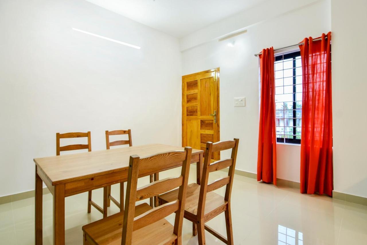 Oyo Home 81801 Akash Villa Trippapur Экстерьер фото