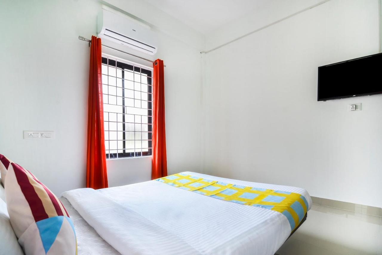 Oyo Home 81801 Akash Villa Trippapur Экстерьер фото